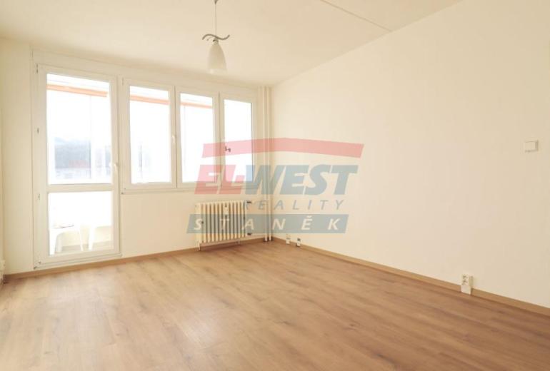 Pronájem bytu po rekonstrukci 3+1 se zasklenoulodžií v Sušici