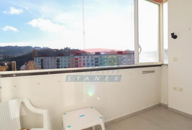 Pronájem bytu po rekonstrukci 3+1 se zasklenoulodžií v Sušici