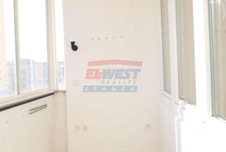 Pronájem bytu po rekonstrukci 3+1 se zasklenoulodžií v Sušici