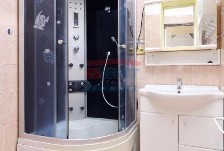 Pronájem bytu po rekonstrukci 3+1 se zasklenoulodžií v Sušici