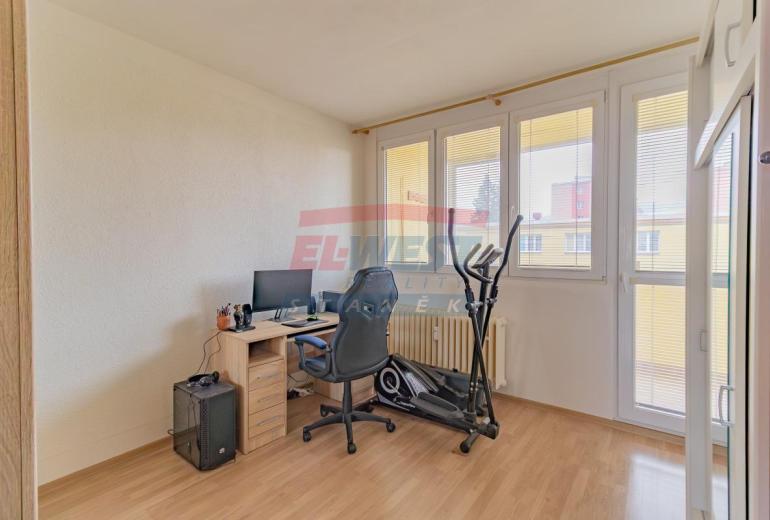 Pronájem zrekonstruovaného bytu 3+1/L v Sušici, ul. Tichá