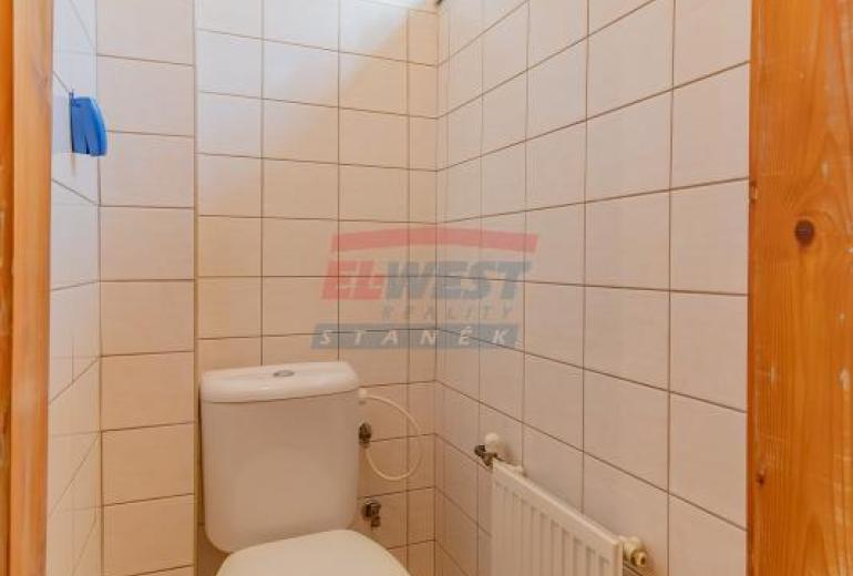 Prodej zděného bytu 3+1 s vlastní zahrádkou v Sušici