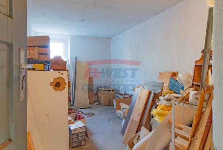 Prodej zděného bytu 3+1 s vlastní zahrádkou v Sušici