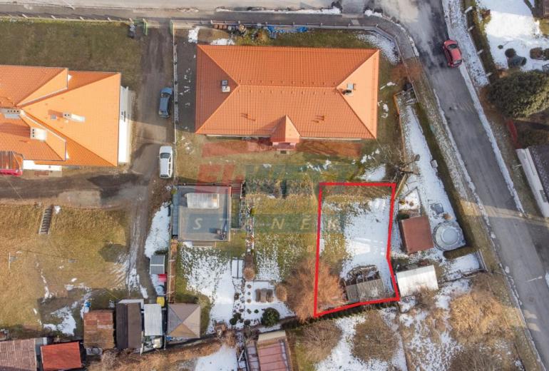 Prodej zděného bytu 3+1 s vlastní zahrádkou v Sušici