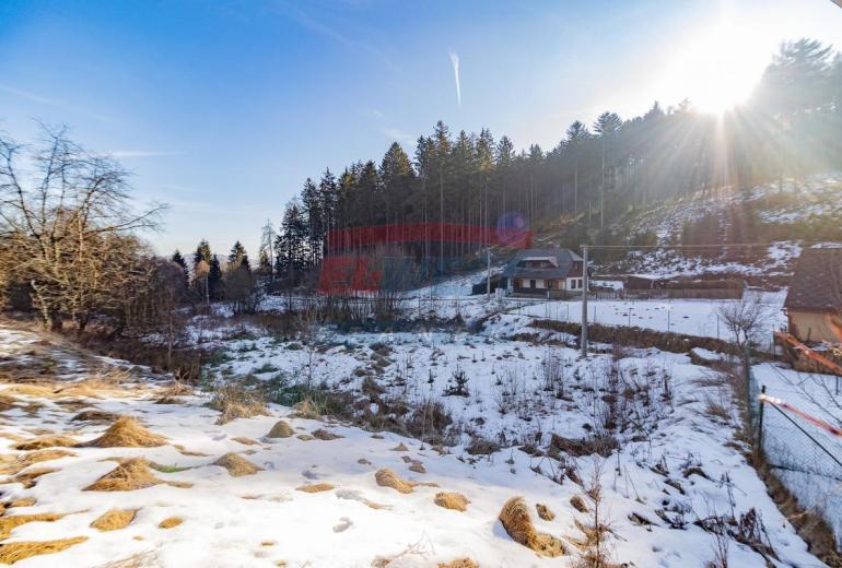 Prodej souboru pozemků 14 408 m2 s možností výstavby 2 objektů v Šimanově na Šumavě