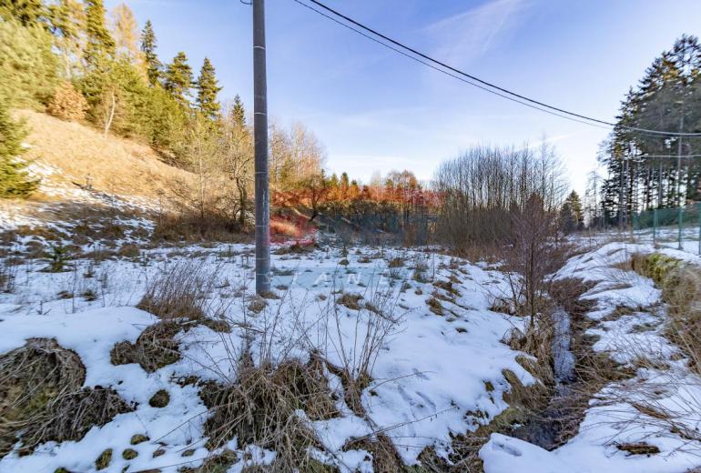 Prodej souboru pozemků 14 408 m2 s možností výstavby 2 objektů v Šimanově na Šumavě