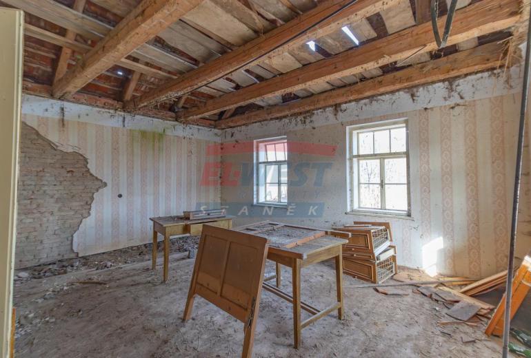 Prodej šumavského stavení s monumentální stodolou v Kadešicích u Sušice