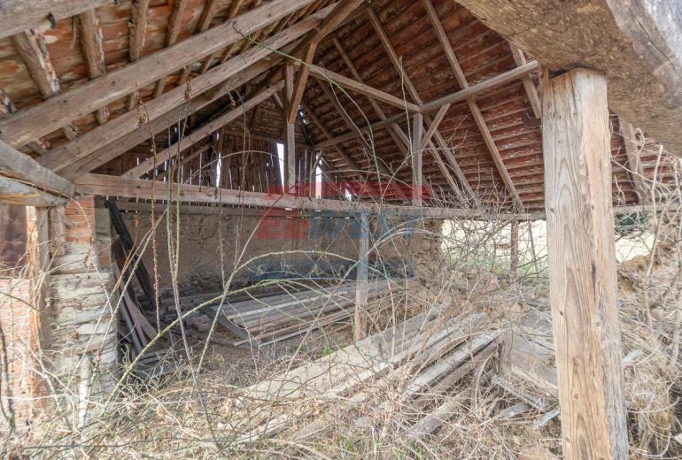 Prodej šumavského stavení s monumentální stodolou v Kadešicích u Sušice
