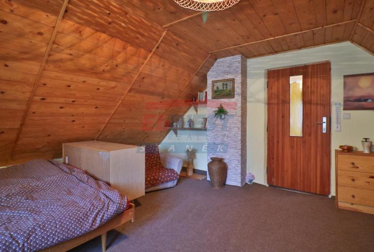 Prodej zděné rekreační chaty u Klatov