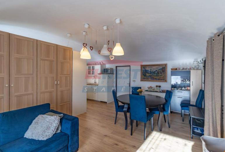 Prodej apartmánu - bytu 2+kk (52m2) v Hartmanicích, Šumava