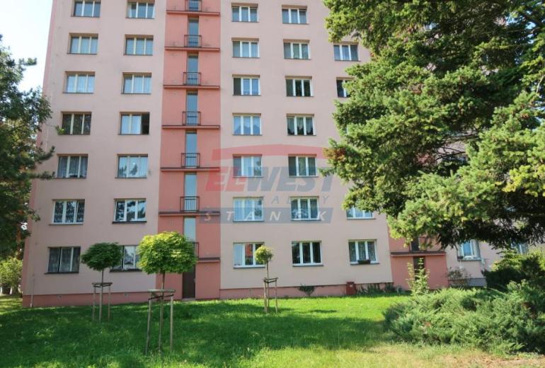 Pronájem pěkného bytu 2+1 v panelovém domě v Sušici