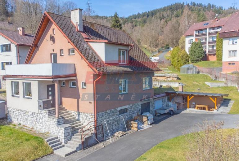 Prodej rodinného domu v zahradě pod lesem, Sušice