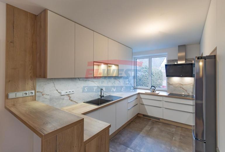 Prodej rodinného domu v zahradě pod lesem, Sušice