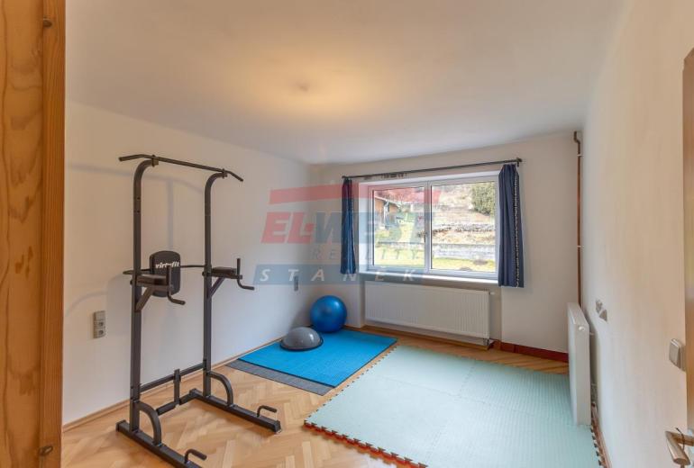 Prodej rodinného domu v zahradě pod lesem, Sušice