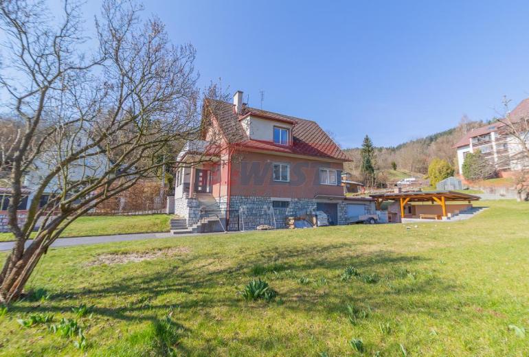 Prodej rodinného domu v zahradě pod lesem, Sušice