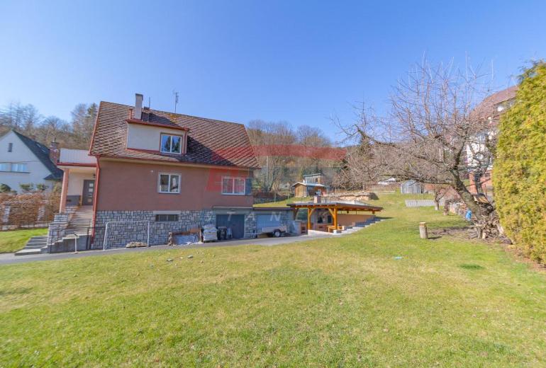 Prodej rodinného domu v zahradě pod lesem, Sušice