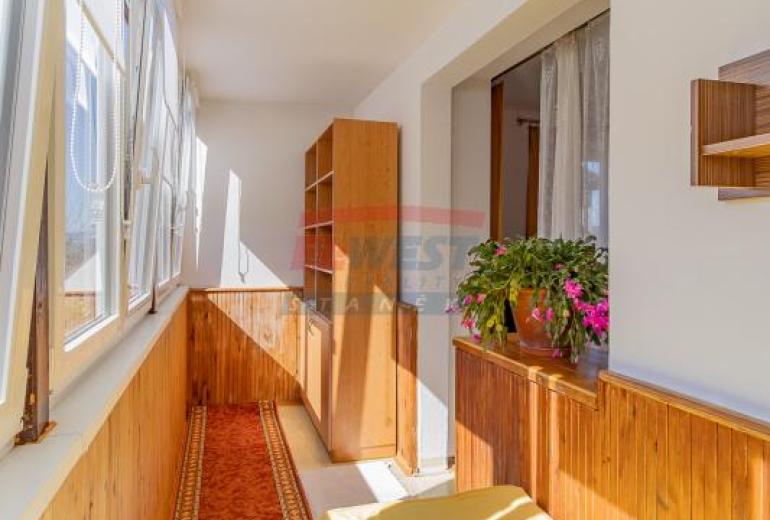 Prodej rodinného domu se dvěma byty a zahradou u parku v Klatovech