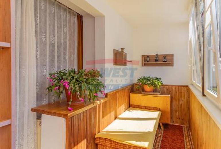 Prodej rodinného domu se dvěma byty a zahradou u parku v Klatovech