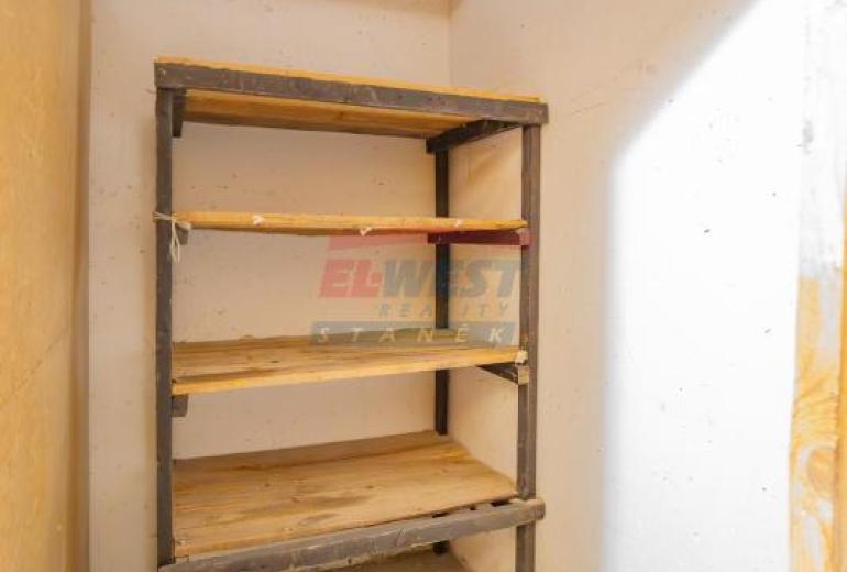 Prodej prostorného bytu 4+1 s velkým balkonem – České Budějovice