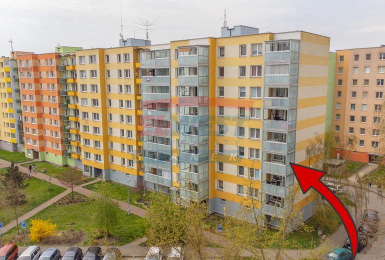 Prodej prostorného bytu 4+1 s velkým balkonem – České Budějovice