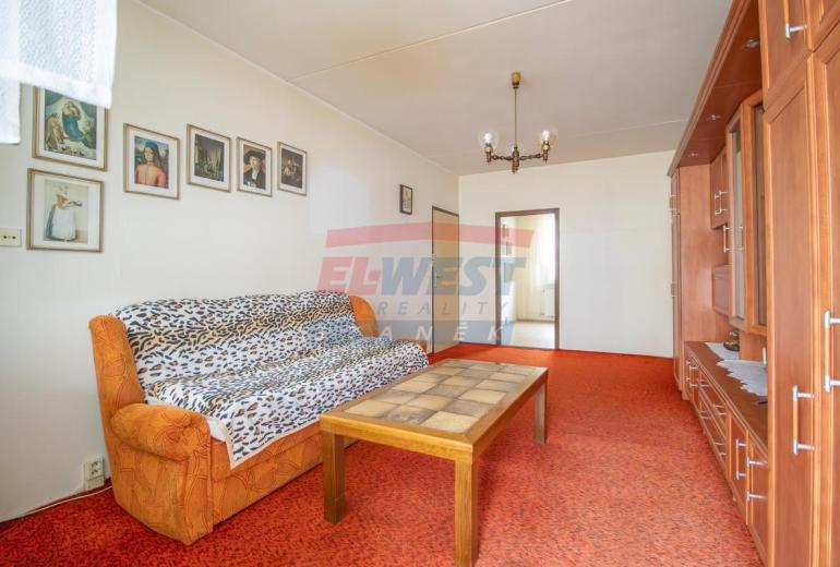 Prodej prostorného bytu 4+1 s velkým balkonem – České Budějovice