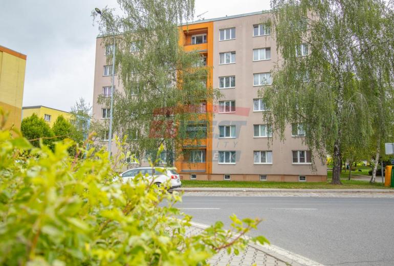 Prodej nízkonákladového bytu 3+1 s lodžií v Klatovech
