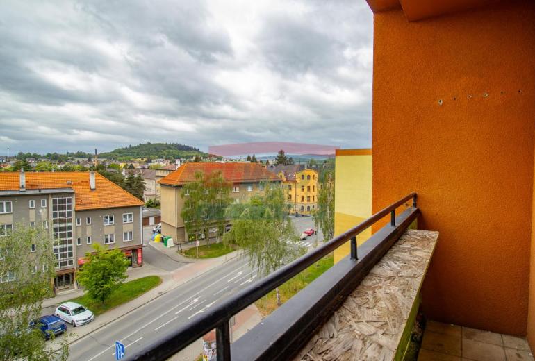 Prodej nízkonákladového bytu 3+1 s lodžií v Klatovech