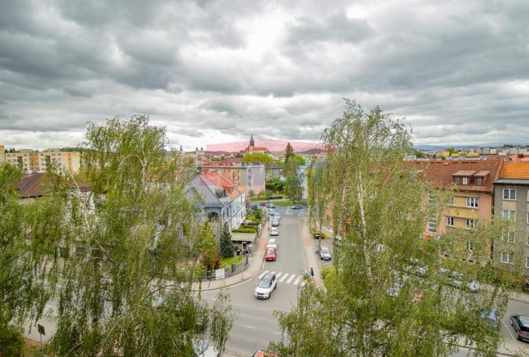 Prodej nízkonákladového bytu 3+1 s lodžií v Klatovech