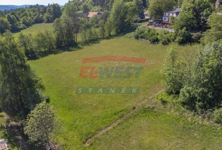 Stavební pozemek na Šumavě s výhledem na Kašperk