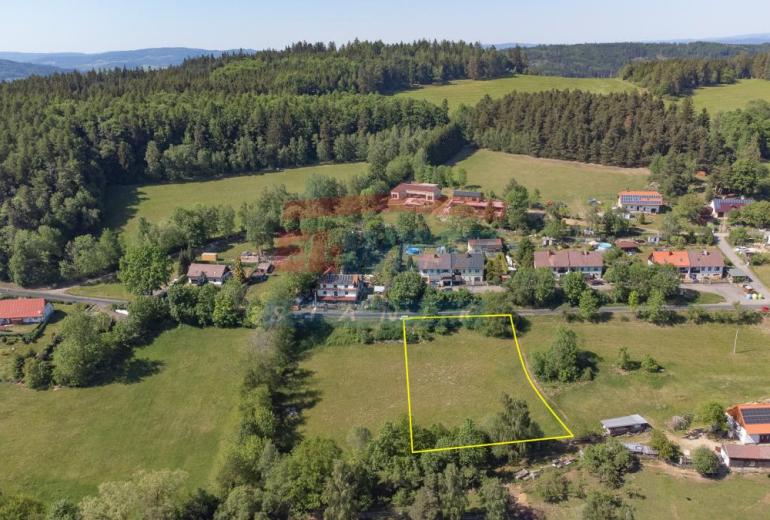 Stavební pozemek na Šumavě s výhledem na Kašperk