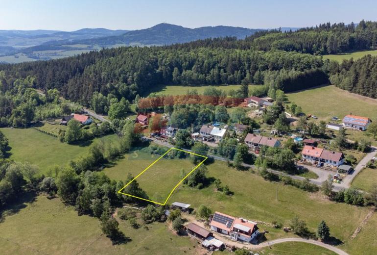 Stavební pozemek na Šumavě s výhledem na Kašperk