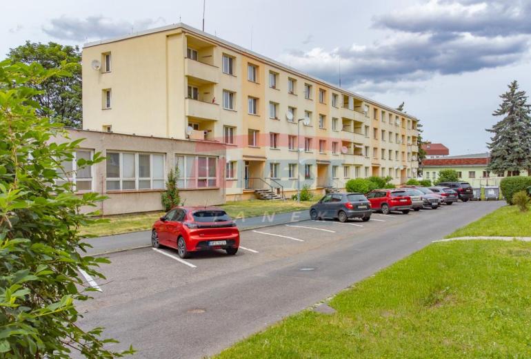 Pronájem zrekonstruovaného bytu 3+1/L v Sušici, ul. Tichá