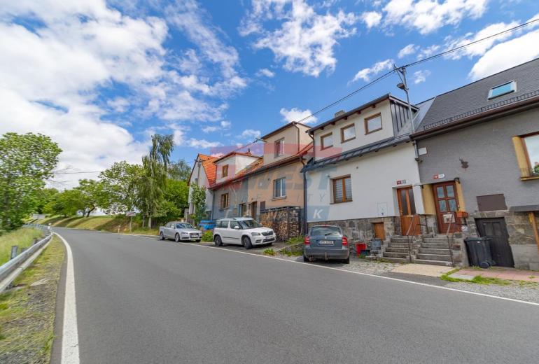 Pronájem moderního bytu 2+kk po kompletní rekonstrukci – Sušice