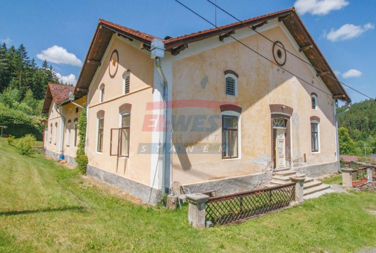 Prodej prostorného bytu 2+1 (99,9 m²) v klidném Anníně u Sušice