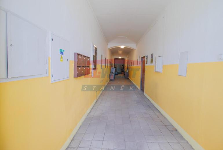 Prodej prostorného bytu 2+1 (99,9 m²) v klidném Anníně u Sušice
