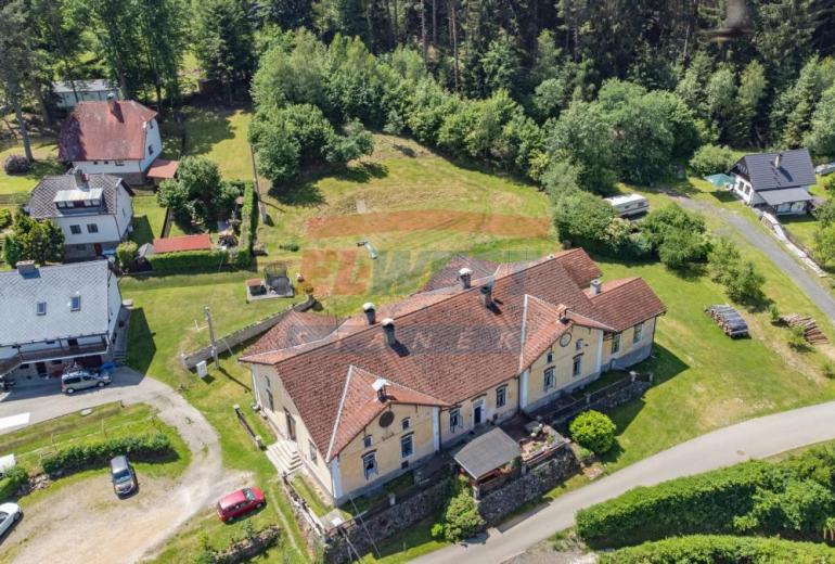 Prodej prostorného bytu 2+1 (99,9 m²) v klidném Anníně u Sušice