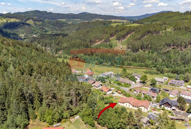 Prodej prostorného bytu 2+1 (99,9 m²) v klidném Anníně u Sušice