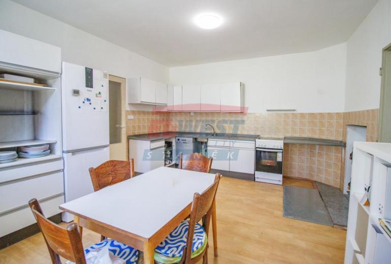 Prodej prostorného bytu 2+1 (99,9 m²) v klidném Anníně u Sušice