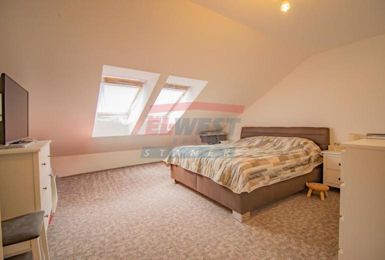 Světlý a prostorný byt 3+kk (117 m²) v Sušici – ul. Stupkova