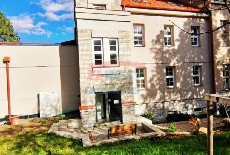 Pronájem bytu 2+kk s velkou terasou v Rezidenci Šumava v Sušici