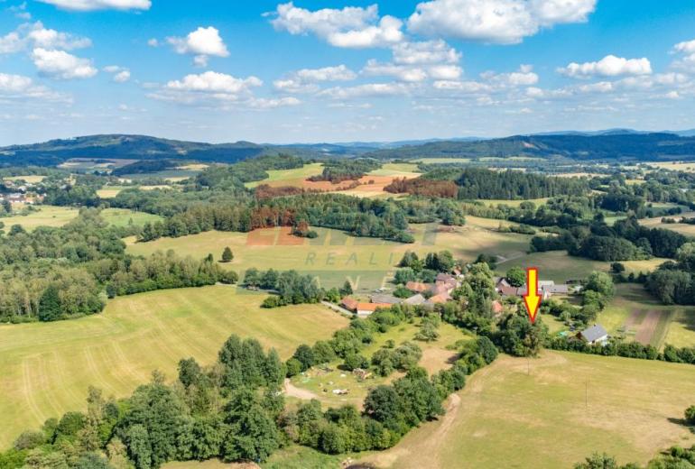 Výjimečná rekreační chalupa v oáze klidu a soukromí – Sluhov u Kolince