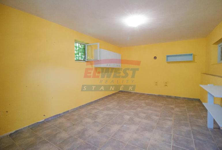 Rodinný dům na polosamotě uprostřed šumavské přírody s rozsáhlým stavebním pozemkem 4 804 m²