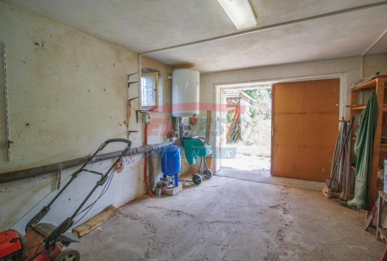Rodinný dům na polosamotě uprostřed šumavské přírody s rozsáhlým stavebním pozemkem 4 804 m²