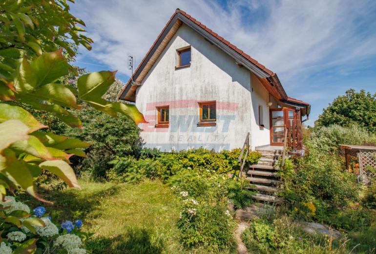 Rodinný dům na polosamotě uprostřed šumavské přírody s rozsáhlým stavebním pozemkem 4 804 m²