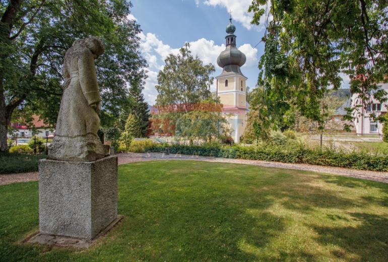 Prodej bezbariérového bytu 3+kk s garáží v srdci Šumavy – Srní