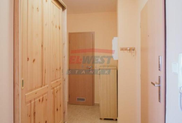 Prodej zděného mezonetu 2+kk (92 m²) v srdci Šumavy – Kašperské Hory