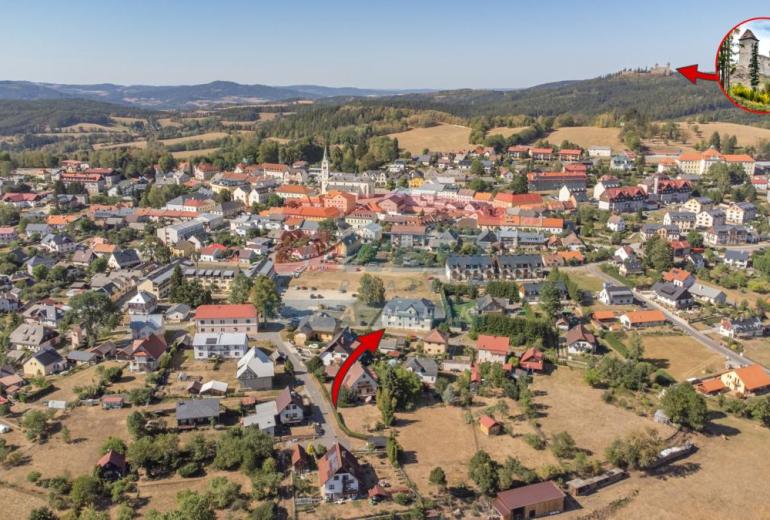 Prodej zděného mezonetu 2+kk (92 m²) v srdci Šumavy – Kašperské Hory