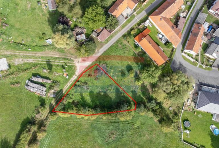 Prodej stavebního pozemku v Bobíně u Horažďovic
