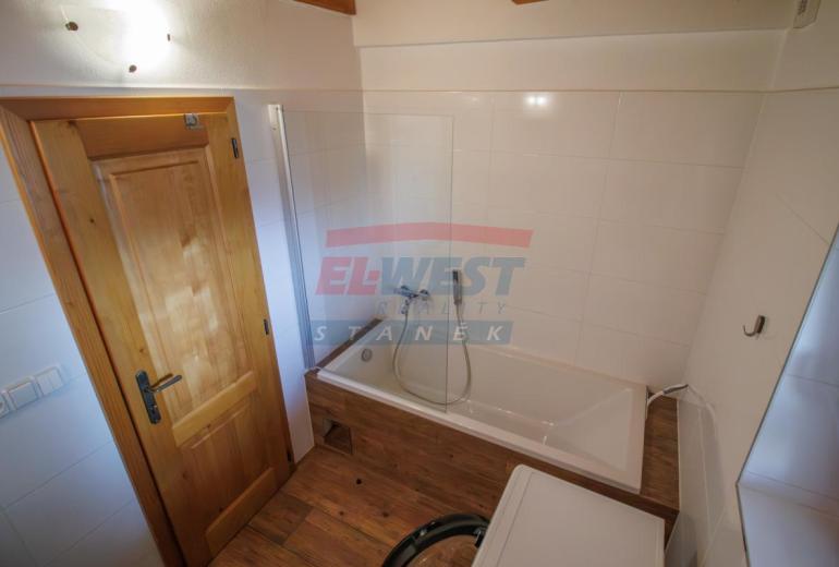 Zařízený stylový apartmán 35 m2 v centru Sušice