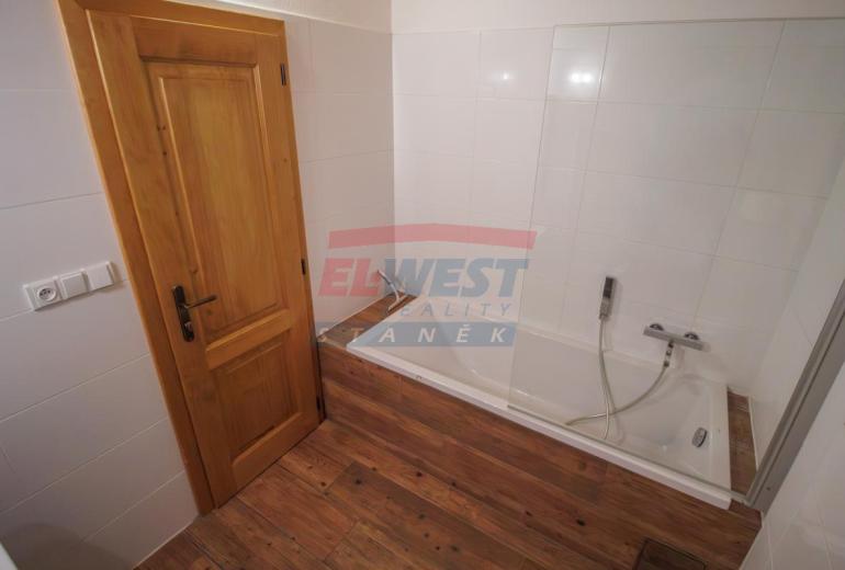 Zařízený stylový apartmán 25 m2 v centru Sušice